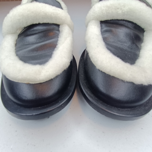 Stuart Weitzman Palmer Chill loafer in black leather with shearling trim 8.5 - Picture 12 of 12